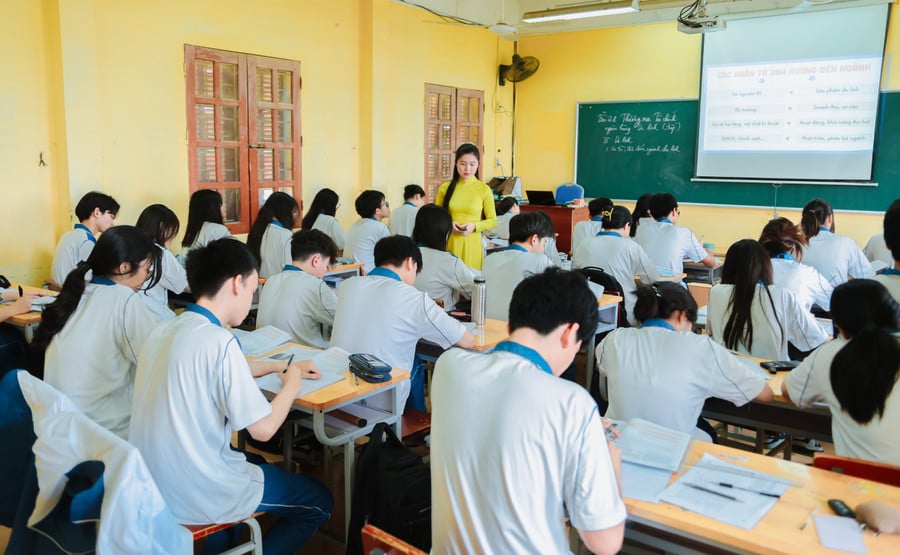 truong-chuan-quoc-gia-1.jpg