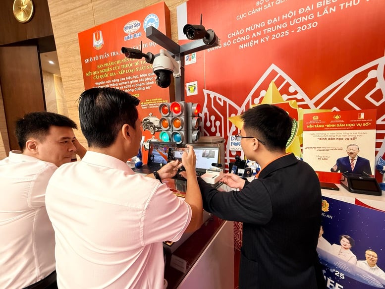 FPT góp dấu ấn tại Đại hội Đảng bộ Công an Trung ương: Ứng dụng dữ liệu dân cư vì Chính phủ số, xã hội số- Ảnh 5.