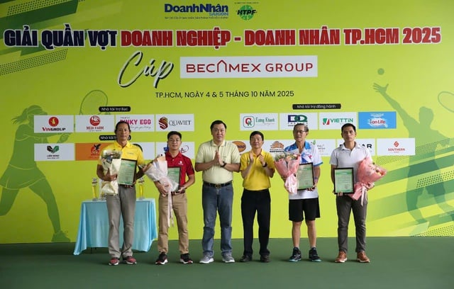 Nhiều khoảnh khắc thú vị giải quần vợt doanh nghiệp-doanh nhân TP.HCM mở rộng 2025- Ảnh 1.