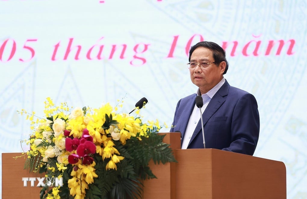 Thủ tướng phát động thi đua chào mừng Đại hội XIV của Đảng - 1