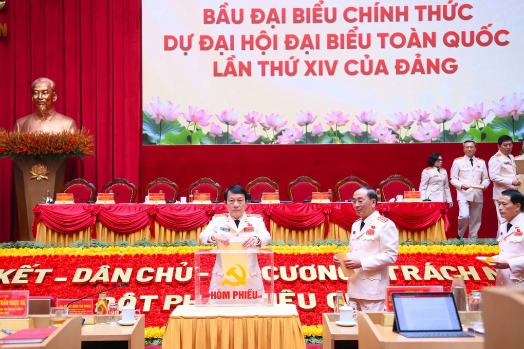 Bế mạc Đại hội Đảng bộ Công an Trung ương nhiệm kỳ 2025-2030 - 1