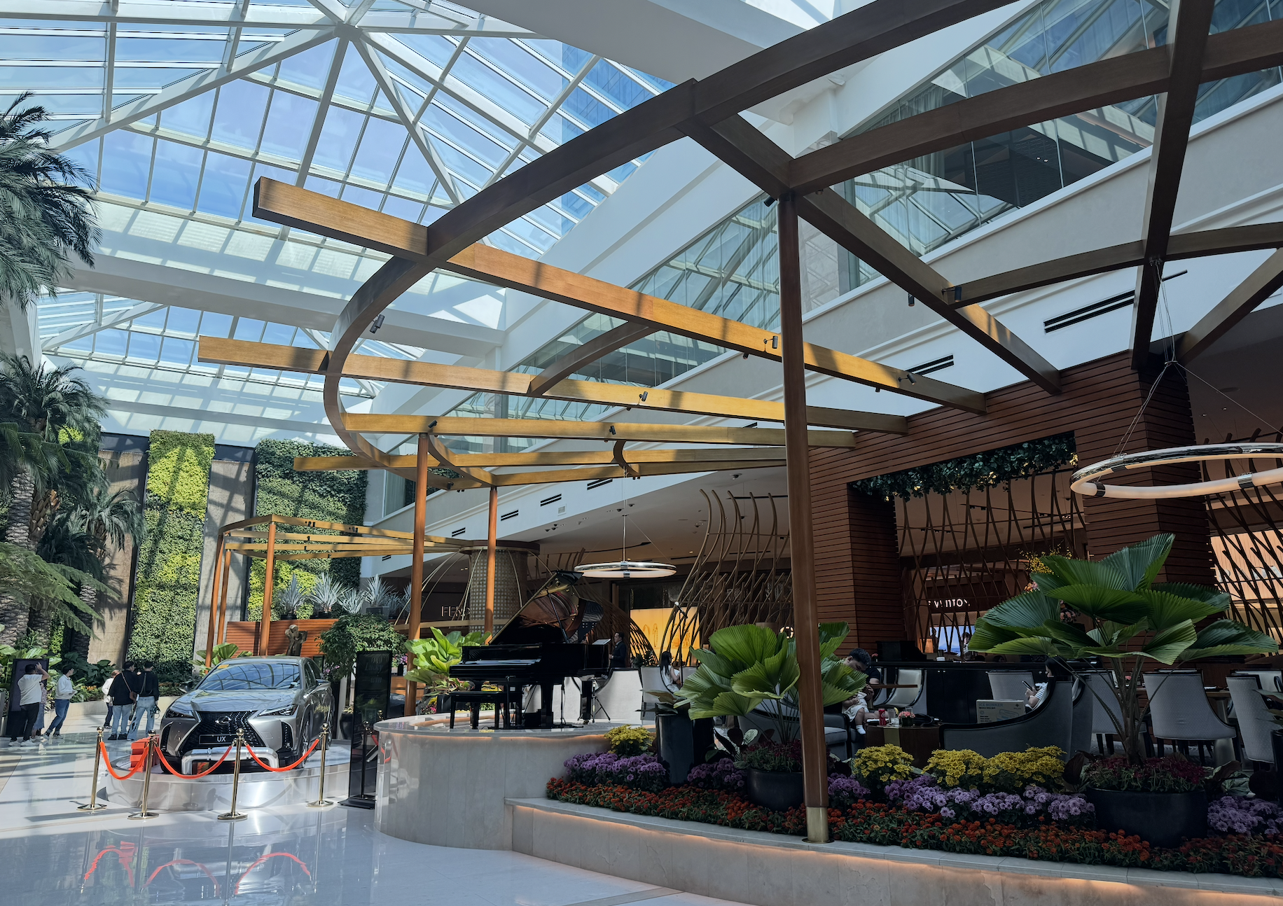 Khám phá Solaire Resort Manila - khu nghỉ dưỡng sang trọng bậc nhất Philippines - Ảnh 1.