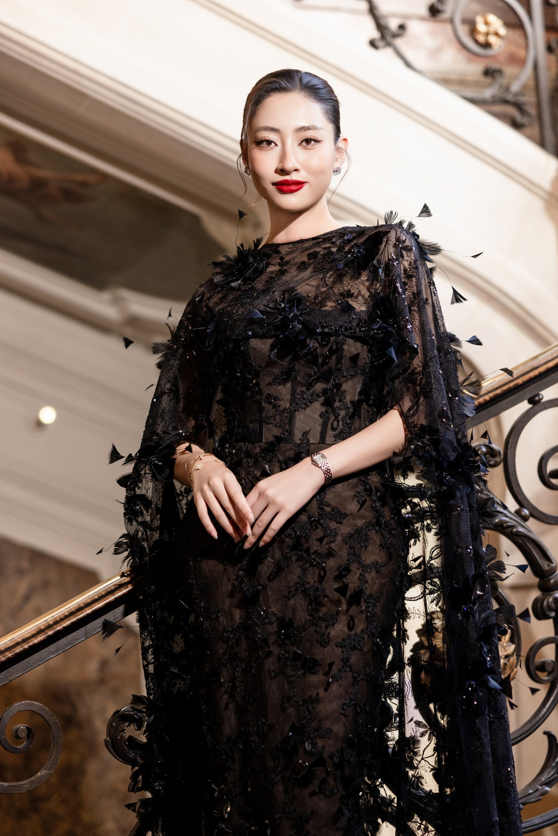 Trình diễn trang phục lấy cảm hứng từ rồng Việt ở Tuần lễ thời trang Paris - 8
