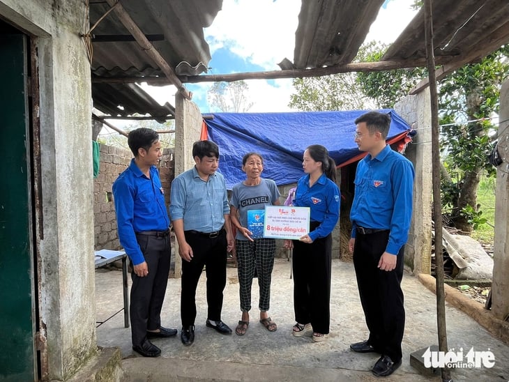 Nghệ An, Hà Tĩnh phân bổ khẩn cấp hơn 82 tỉ đồng khắc phục bão Bualoi - Ảnh 3.
