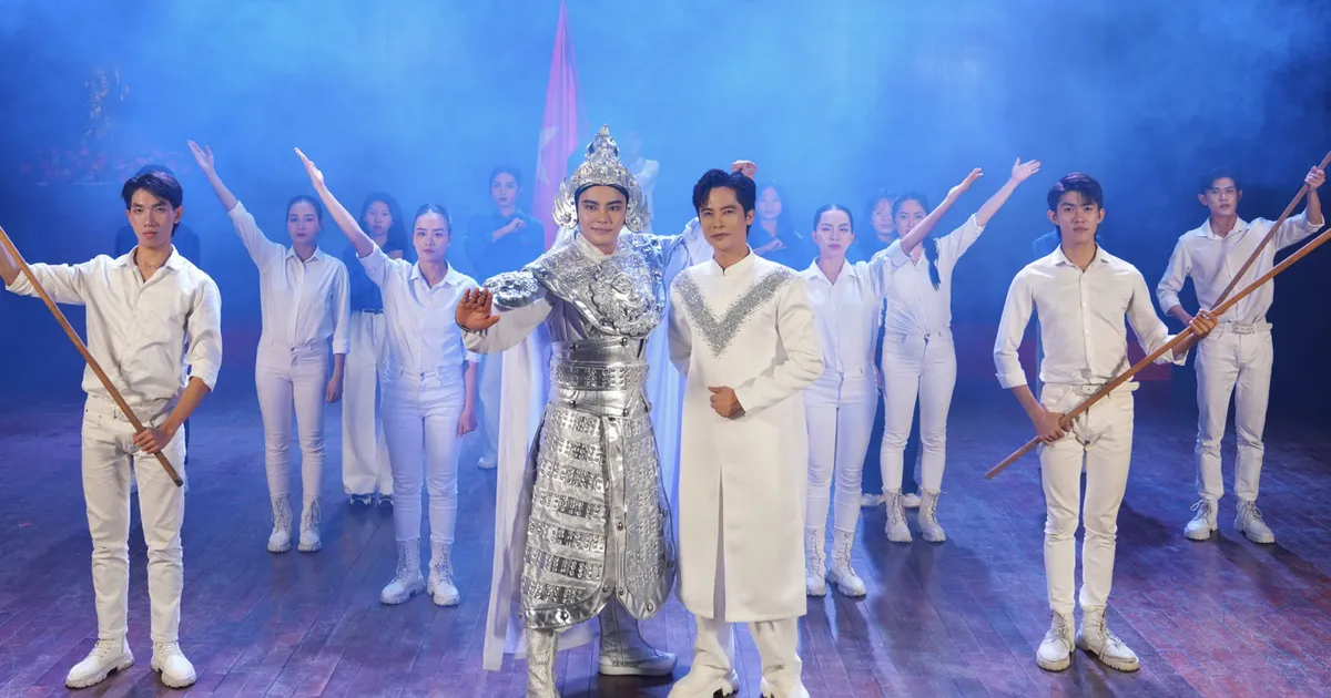 NSƯT Võ Minh Lâm kết hợp Minh Sang đưa cải lương vào hành khúc tuổi trẻ