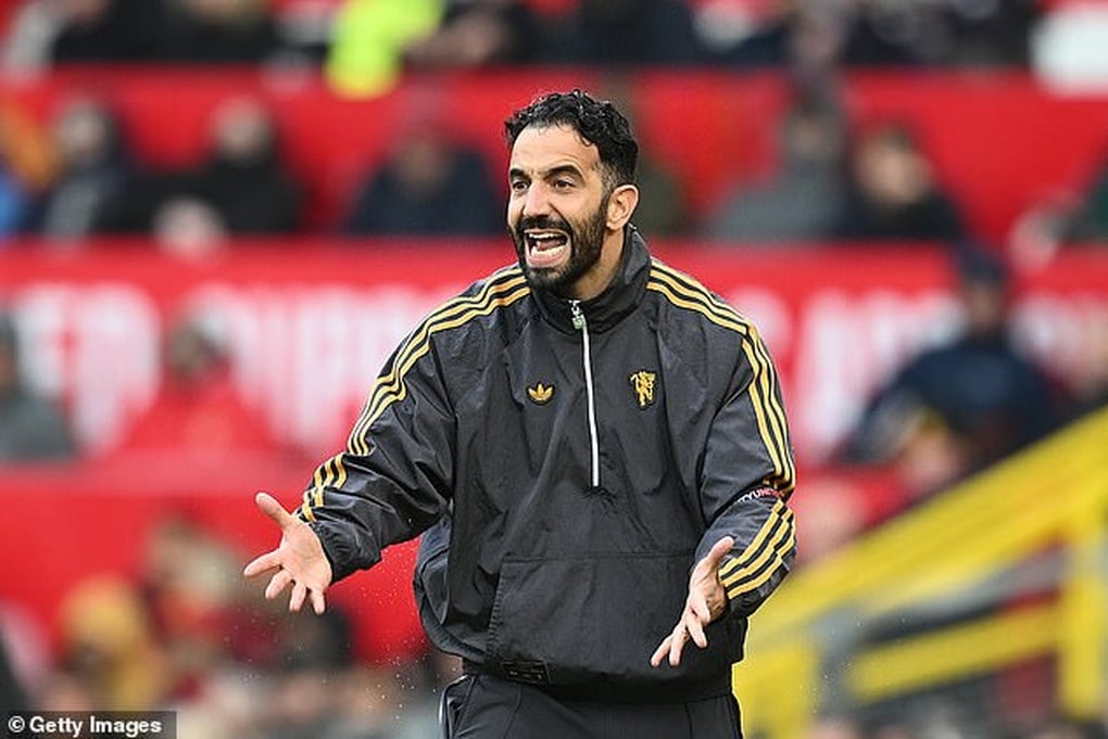 HLV Amorim tuyên bố đanh thép sau chiến thắng quý giá của Man Utd - 2