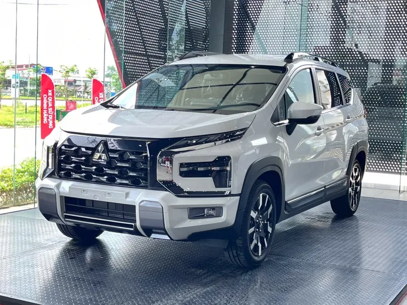 Nhiều tiện nghi với Mitsubishi Xpander Cross 2026