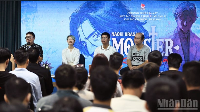 Panorama of the Monster book launch ceremony at Kim Dong Publishing House (Hanoi) on the morning of October 5.