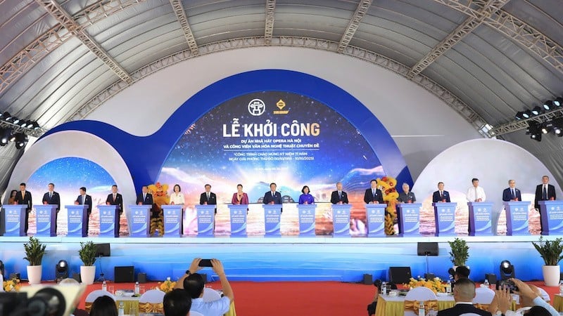 គណៈប្រតិភូបានធ្វើពិធីបើកការដ្ឋានសាងសង់គម្រោងរោងមហោស្រពហាណូយ និងសួនវប្បធម៌ និងសិល្បៈតាមប្រធានបទនៅបឹងខាងលិច។