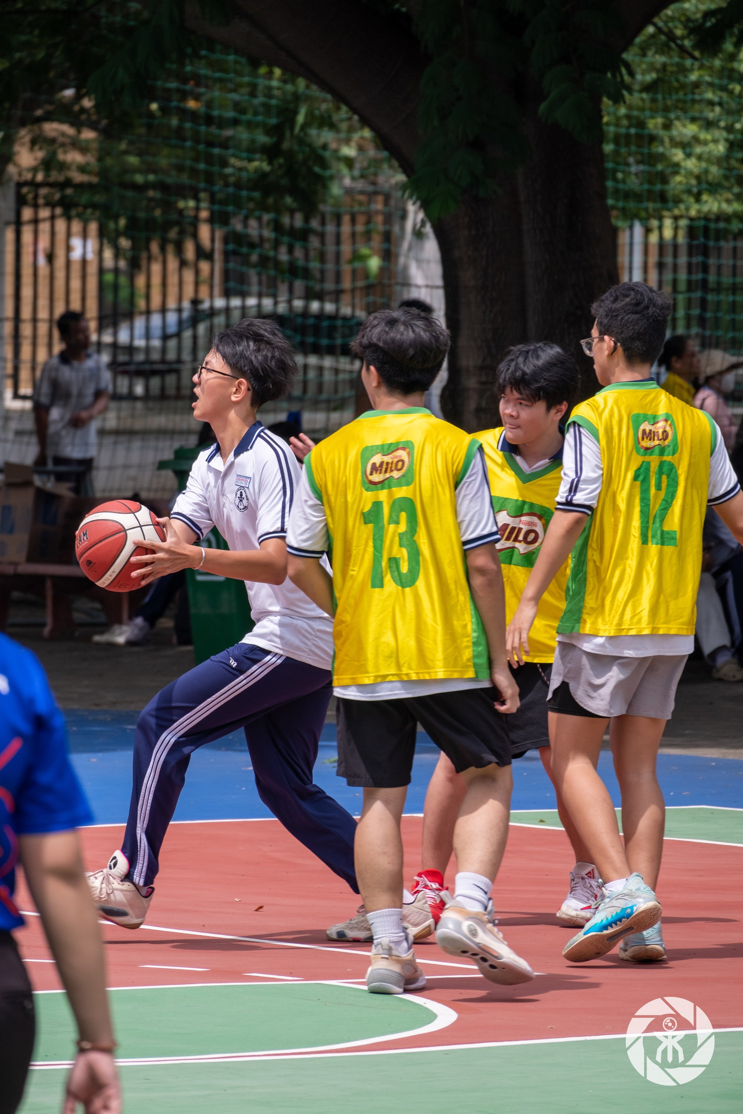 Gay cấn, hấp dẫn giải thể thao học sinh Trường THPT chuyên Trần Đại Nghĩa- Ảnh 16.