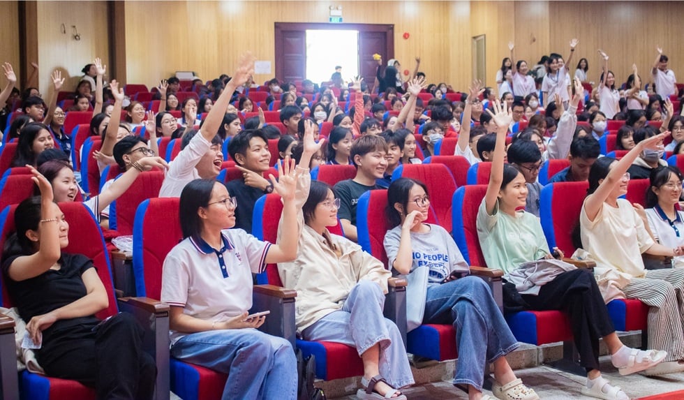 Sắp xếp đại học: Cần kiên quyết chuyển các trường công lập về Bộ GDĐT - 4