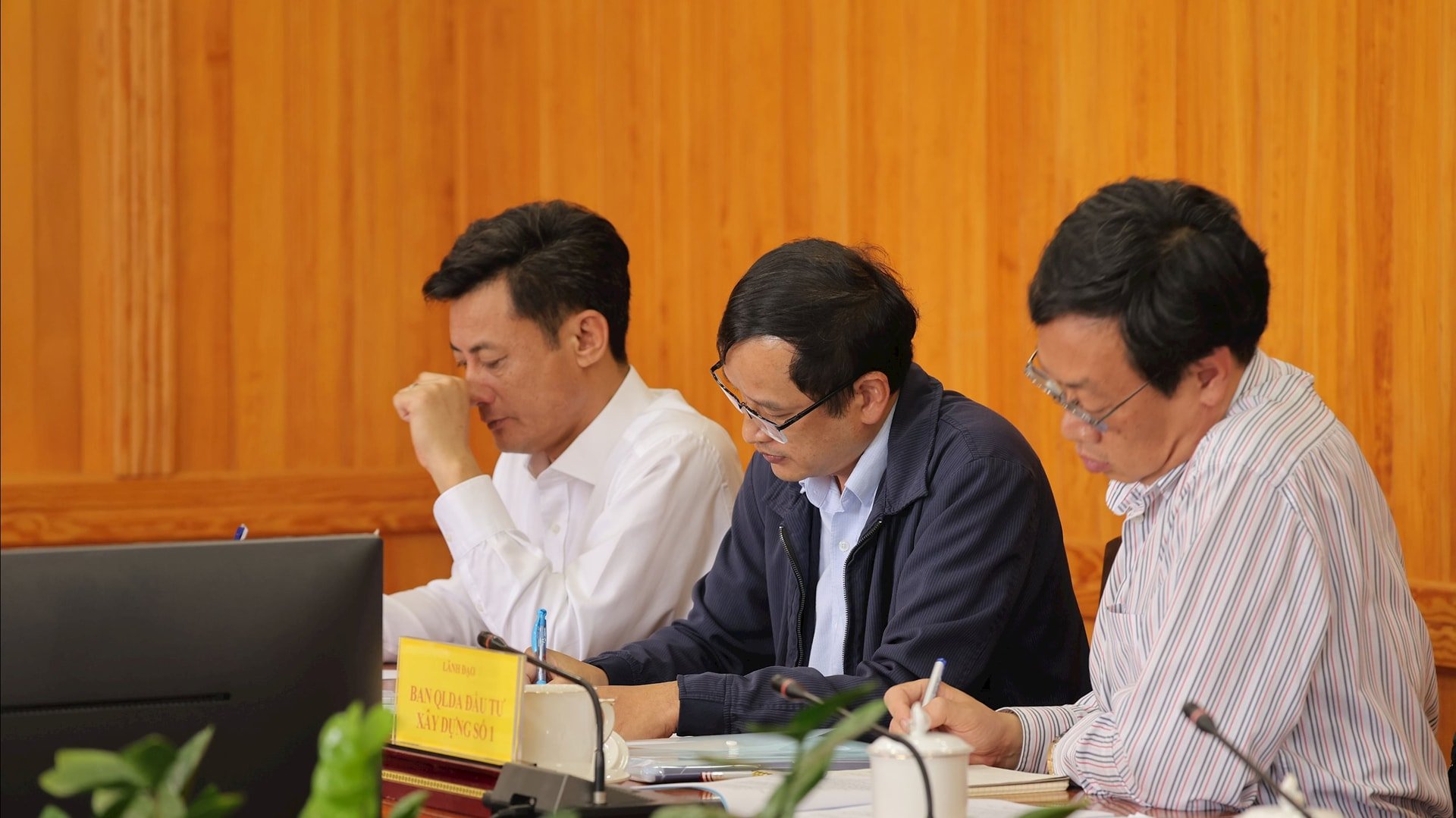 บอร์ดบริหาร.jpg