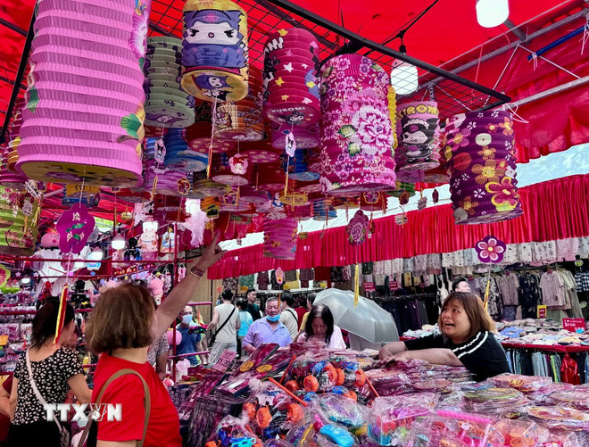 ttxvn-trung-thu-singapore3.jpg