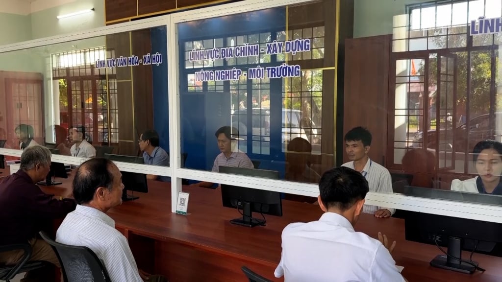 the,fight,of,numbers,34,day,manh,phong,trao,binh,dan,hoc,vu,so,o,co,so,mp4,00,02,42,02,still002,11051906.jpg