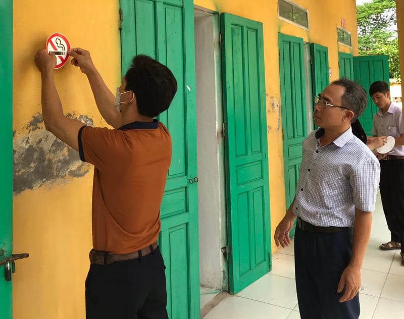 Samarbeta för att bygga rökfria skolor -0