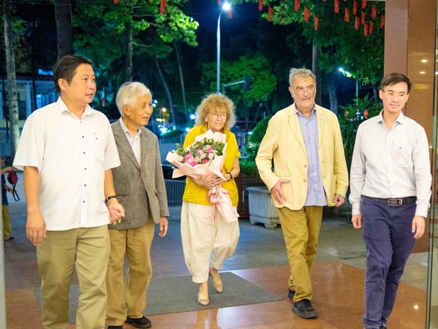 Chủ nhân Nobel vật lý năm 2012 đến Gia Lai bàn về công nghệ lượng tử - Ảnh 1.