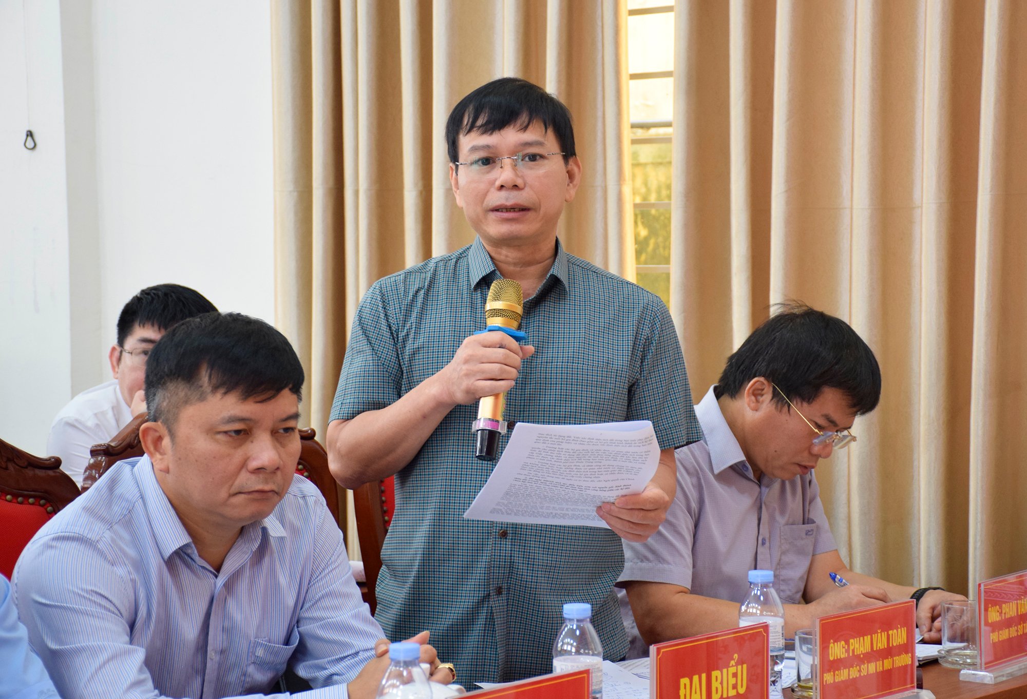 អង់គ្លេស៖ ព័ត៌មាន