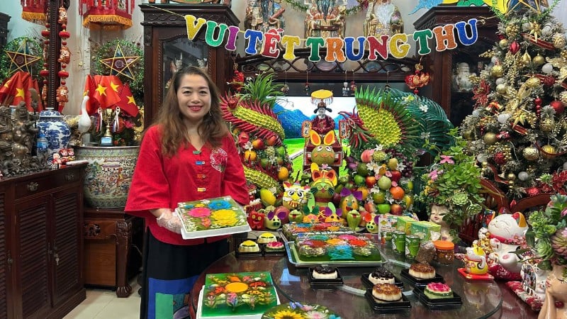 នំព្រះខែសព្វថ្ងៃនេះគឺសម្បូរទៅដោយការរចនា និងរសជាតិ ប៉ុន្តែនៅតែបង្កប់ដោយព្រលឹងនៃម្ហូបជាតិ។