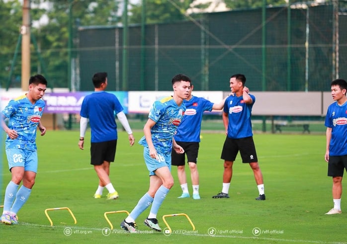 Vadim Nguyễn tạo ấn tượng trong lần đầu lên tuyển U23 Việt Nam - Ảnh 5.