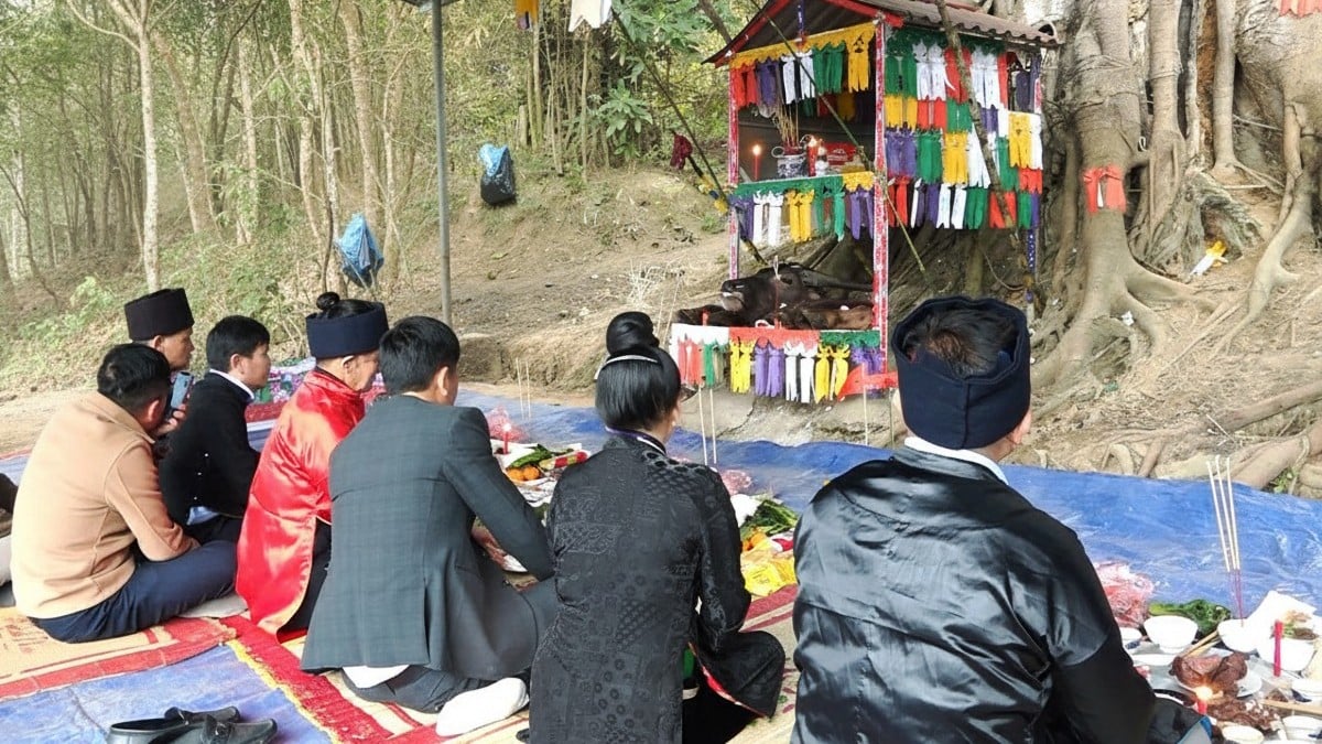 le-hoi-cung-rung-nguoi-thai-muong-lo.jpg