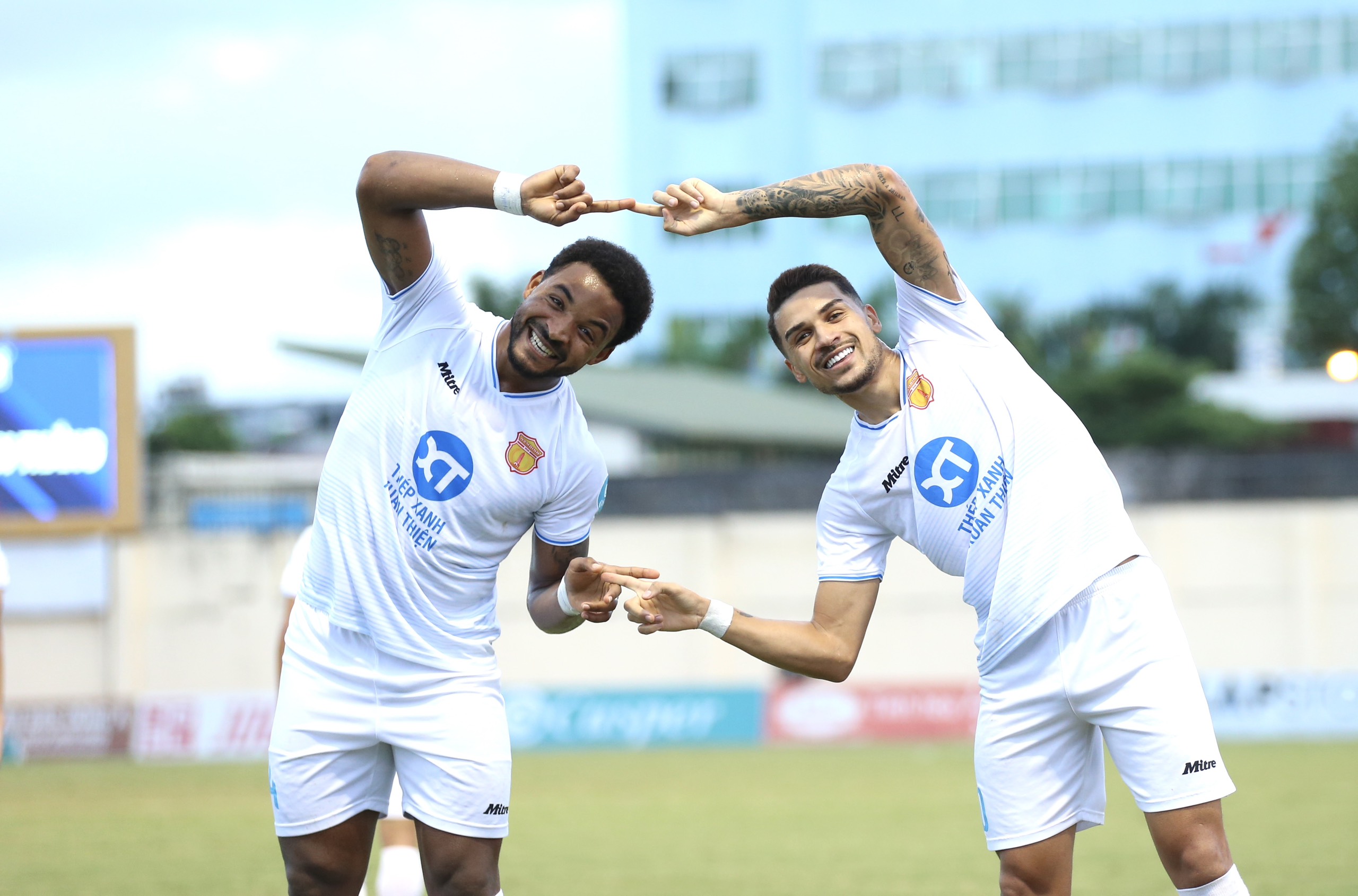 HLV Harry Kewell gọi, Đỗ Hoàng Hên trả lời: Ra mắt đội tuyển Việt Nam cùng Son?- Ảnh 2.