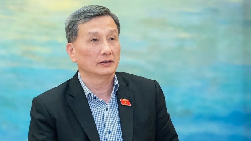 Senhor Le Quang Huy.