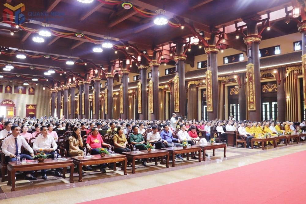 ​ເປັນ​ຄັ້ງ​ທຳ​ອິດ, ກວາງ​ນິງ ຈັດ​ຕັ້ງ​ງານ​ບຸນ​ລະດູ​ໃບ​ໄມ້​ຫຼົ່ນ Yen Tu - ຮູບ​ທີ 2