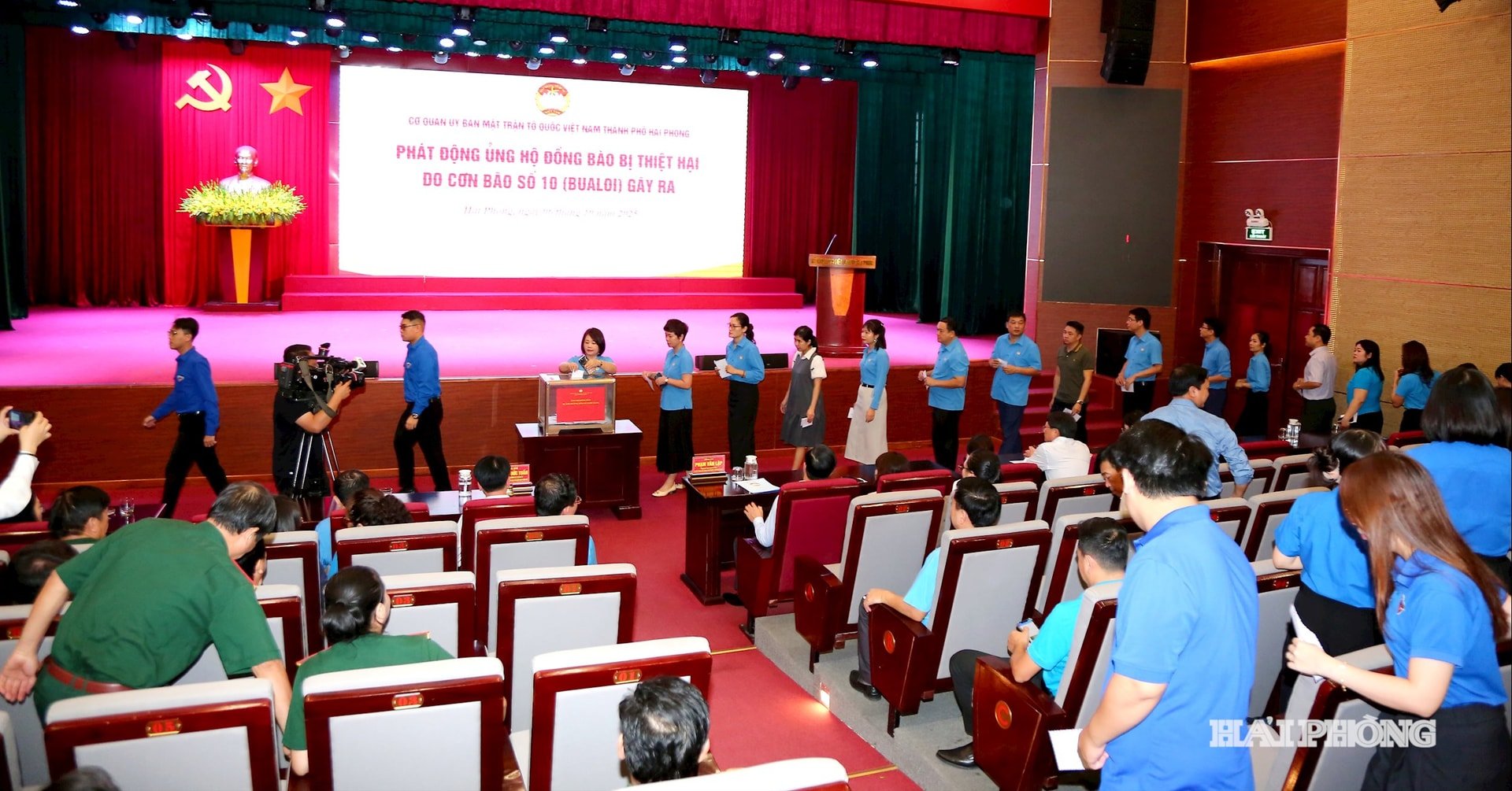 MTTQ Việt Nam thành phố ủng hộ đồng bào bị thiệt hại do cơn bão số 10