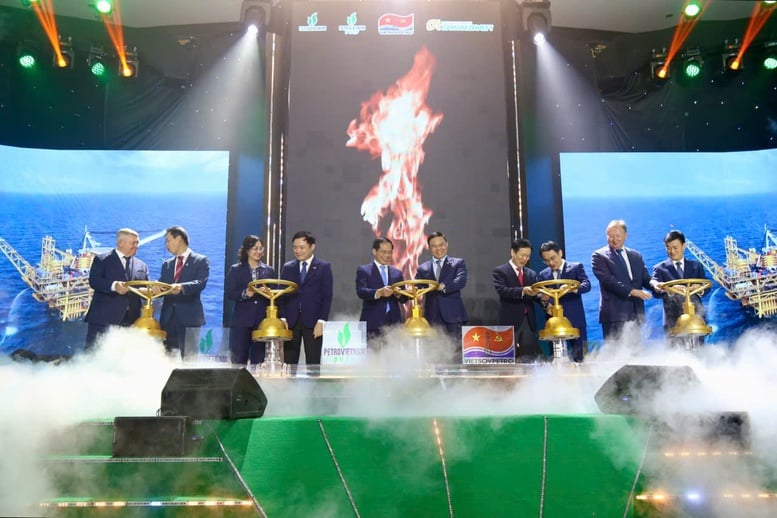 Đẩy mạnh khoa học công nghệ, Petrovietnam tăng trưởng hai con số sau 9 tháng- Ảnh 2.