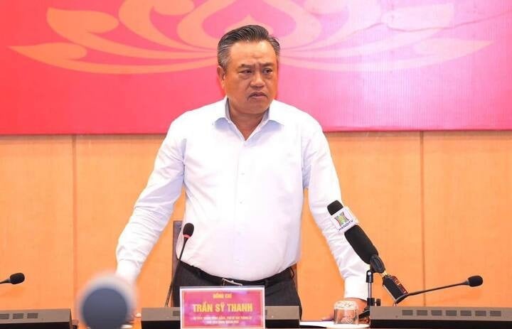 Președintele Comitetului Popular din Hanoi, Tran Sy Thanh, a încheiat instrucțiunile de intervenție în urma furtunii nr. 11.
