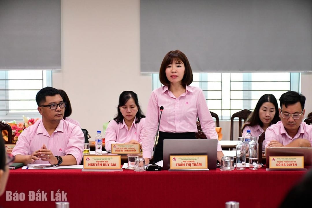 លោកស្រី Tran Thi Tham អនុប្រធានសាខាខេត្តនៃធនាគារគោលនយោបាយសង្គមបានកត់សម្គាល់នូវខ្លឹមសារមួយចំនួនដែលអង្គភាពត្រូវអនុវត្តនាពេលខាងមុខ។