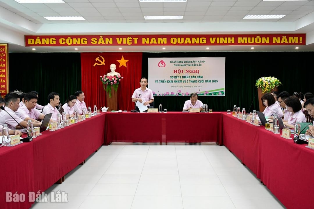 ទិដ្ឋភាពសន្និសីទ។