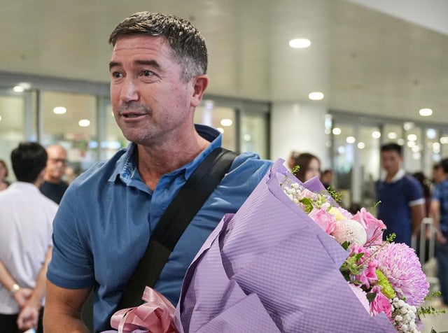 Huyền thoại triệu USD Harry Kewell: 'Tôi sẽ đưa CLB Hà Nội về vị thế vốn có'- Ảnh 2.