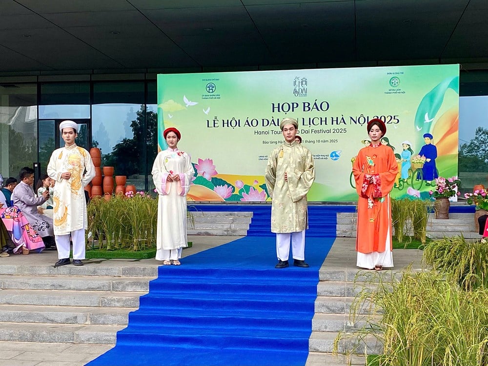 Hanoi Tourism Ao Dai Festival 2025 - Vårdande kärlek till Ao Dai - foto 1