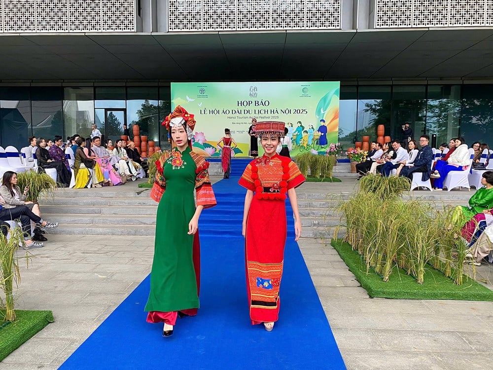 Hanoi Tourism Ao Dai Festival 2025 - Vårdande kärlek till Ao Dai - foto 5
