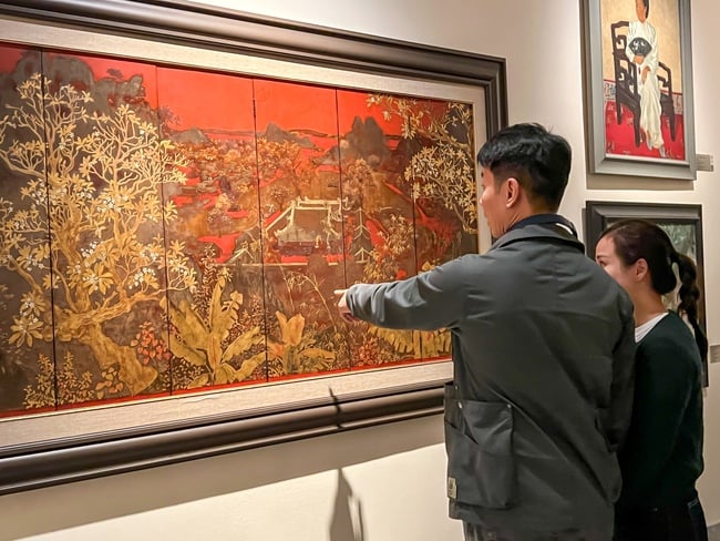 ”Museinatt” – En ny kulturell mötesplats för konstälskare – Foto 2. “Đêm Bảo tàng” - Điểm hẹn văn hóa mới dành cho công chúng yêu nghệ thuật - Ảnh 2.