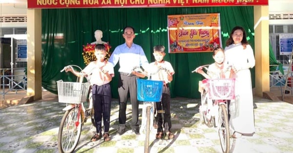 Cuộc thi viết Người thầy kính yêu: Bài học về lòng nhân ái từ thầy hiệu trưởng