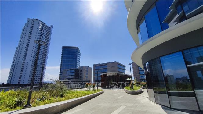 ຄຳບັນຍາຍຮູບພາບ