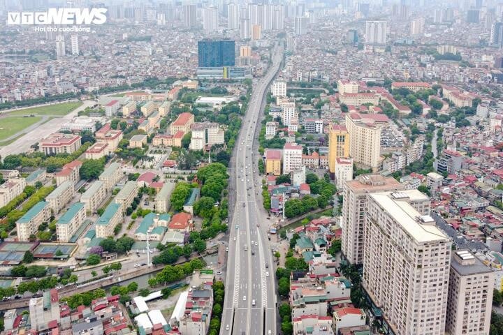Melonjaknya harga tanah akan memberikan tekanan finansial yang besar bagi banyak bisnis. (Foto ilustrasi: Minh Duc)