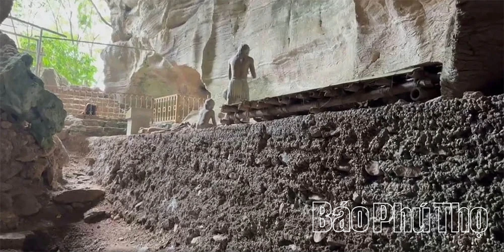 Bezoek de grotten van Trai en ontdek het leven van de prehistorische mensen.