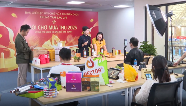 Livestream session at the First Fall Fair - 2025.