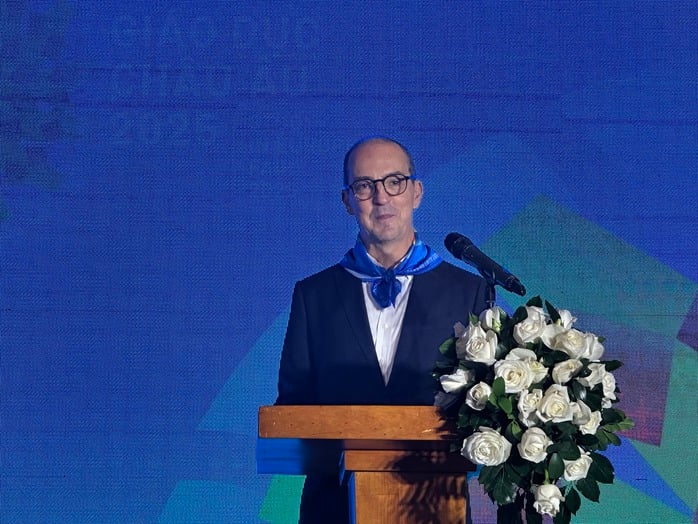 SV Việt cần lưu ý: Lỗ hổng hồ sơ khiến du học châu Âu thất bại - Ảnh 2.