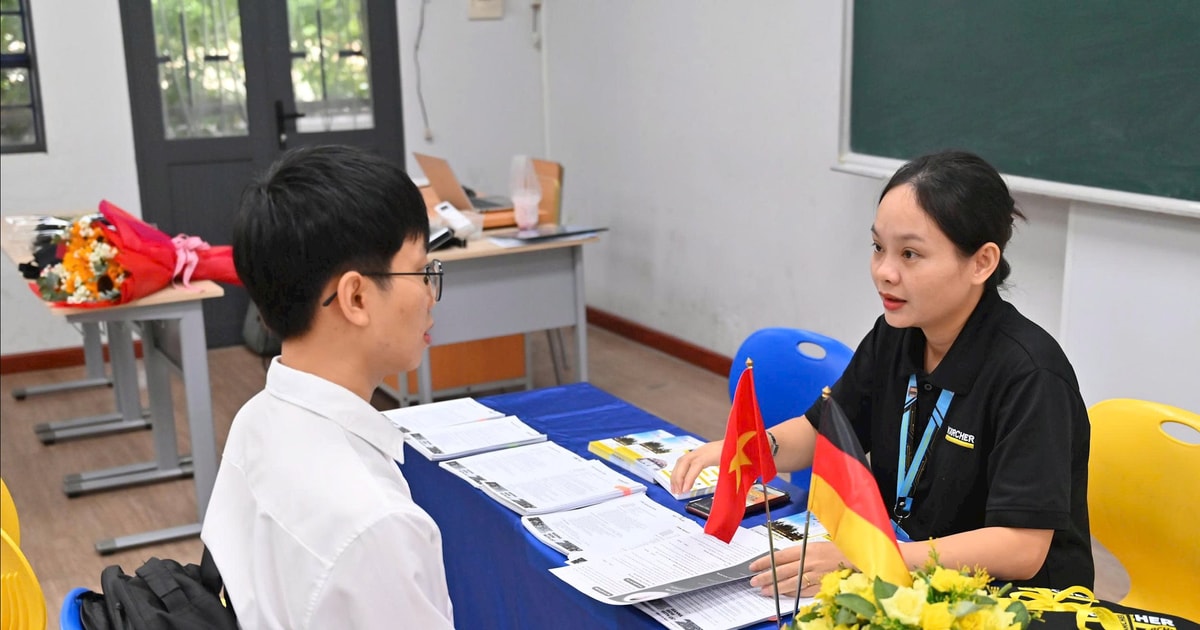 Ngày hội việc làm Bách khoa - DUT Job Fair tại Trường Đại học Bách khoa Đà Nẵng: Giới thiệu gần 300 vị trí việc làm và thực tập