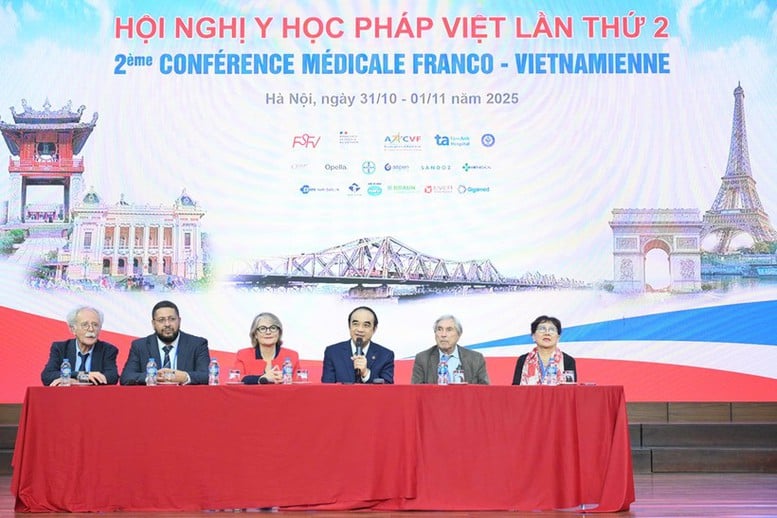 Öffnung weiterer „Brücken“ der medizinischen Zusammenarbeit zwischen Vietnam und Frankreich – Foto 1. Mở thêm những 'nhịp cầu' hợp tác y tế Việt Nam - Pháp- Ảnh 1.