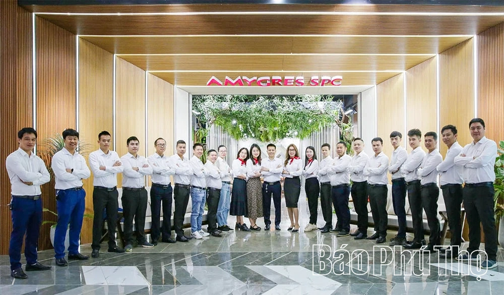 ការកសាងវប្បធម៌សាជីវកម្មអាស៊ីអាមេរិច