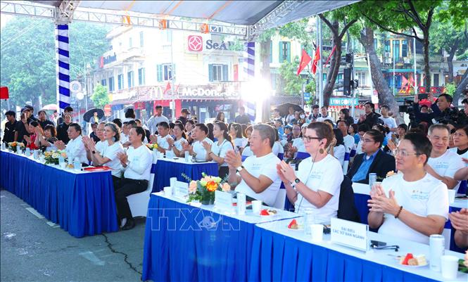 ចំណងជើងរូបថត