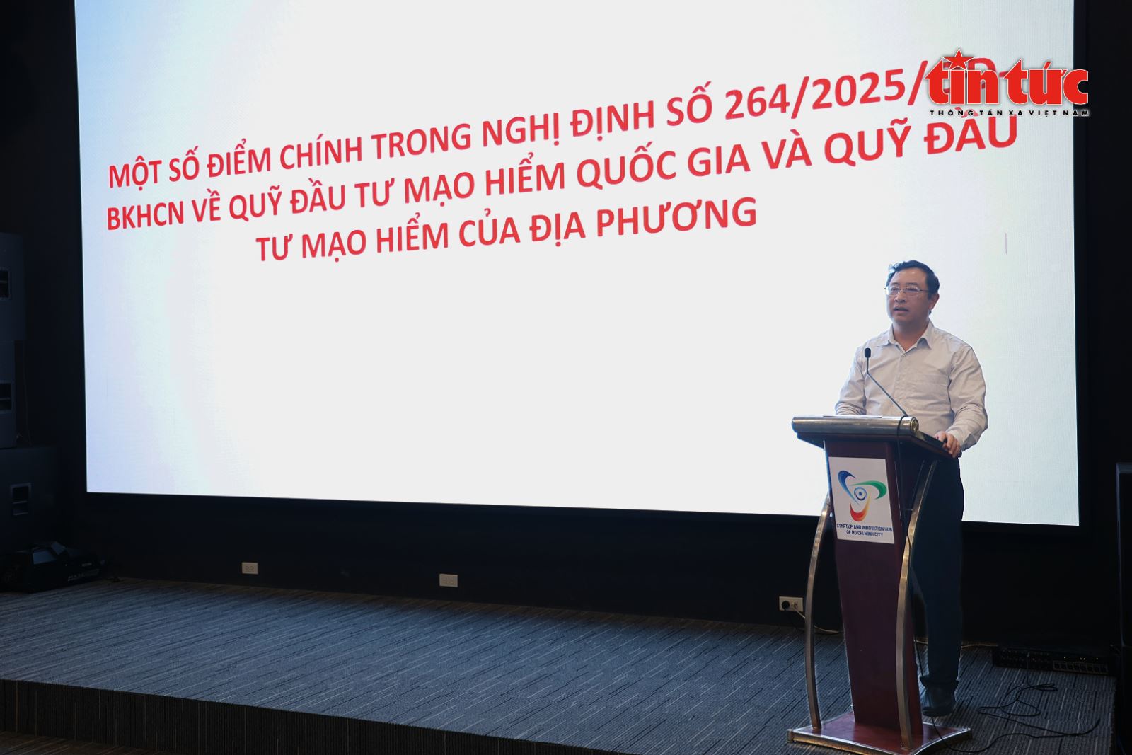 ចំណងជើងរូបថត