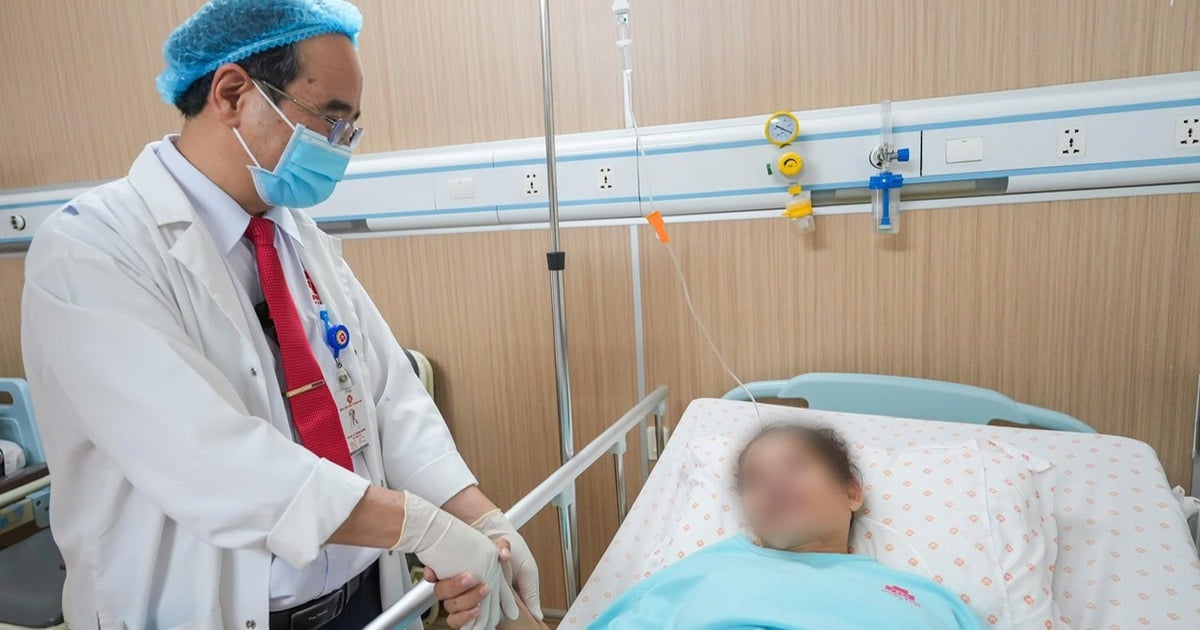 Khám trào ngược dạ dày, ai ngờ phát hiện khối u lớn phải phẫu thuật