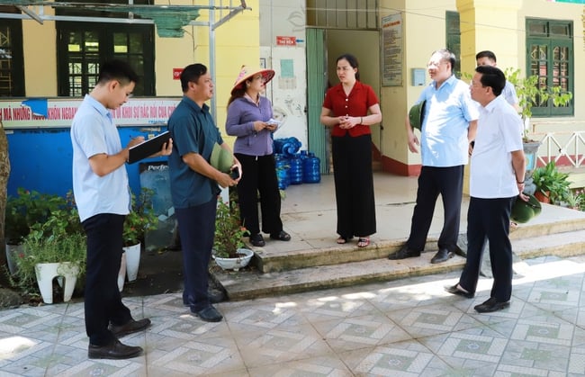 Thái Nguyên: Huy động, sử dụng hiệu quả nguồn lực đầu tư cho giảm nghèo, ưu tiên hạ tầng kinh tế - xã hội tại các xã đặc biệt khó khăn - Ảnh 2.