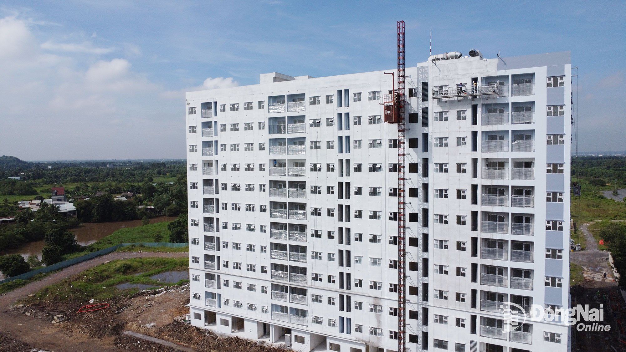 Dự án Chung cư nhà ở xã hội NXH2 tại phường Phước Tân. Ảnh: Hoàng Lộc 
